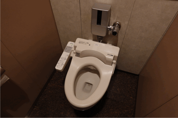 Japan-toilettes-publiques